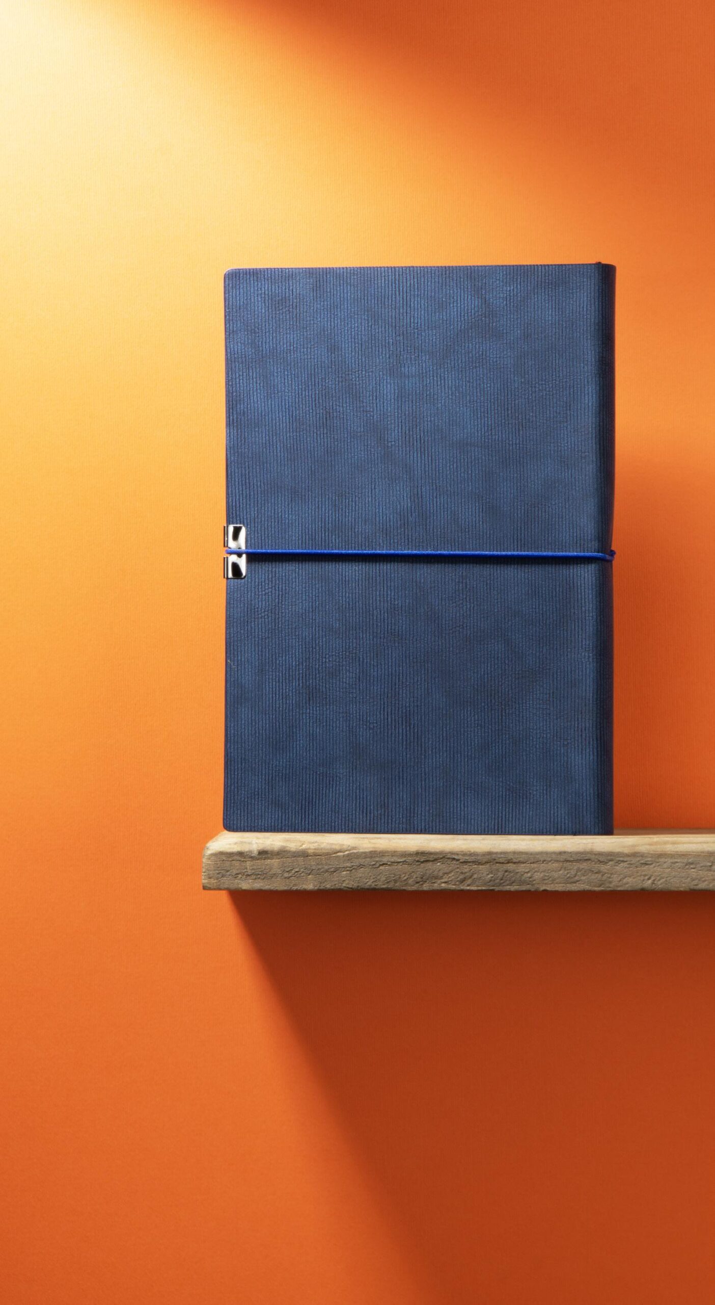 سررسید رقعی مگنتی کد 40814 1 سررسید رقعی مگنتی کد 40814